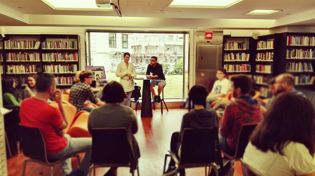 Club de lectura Queeruña