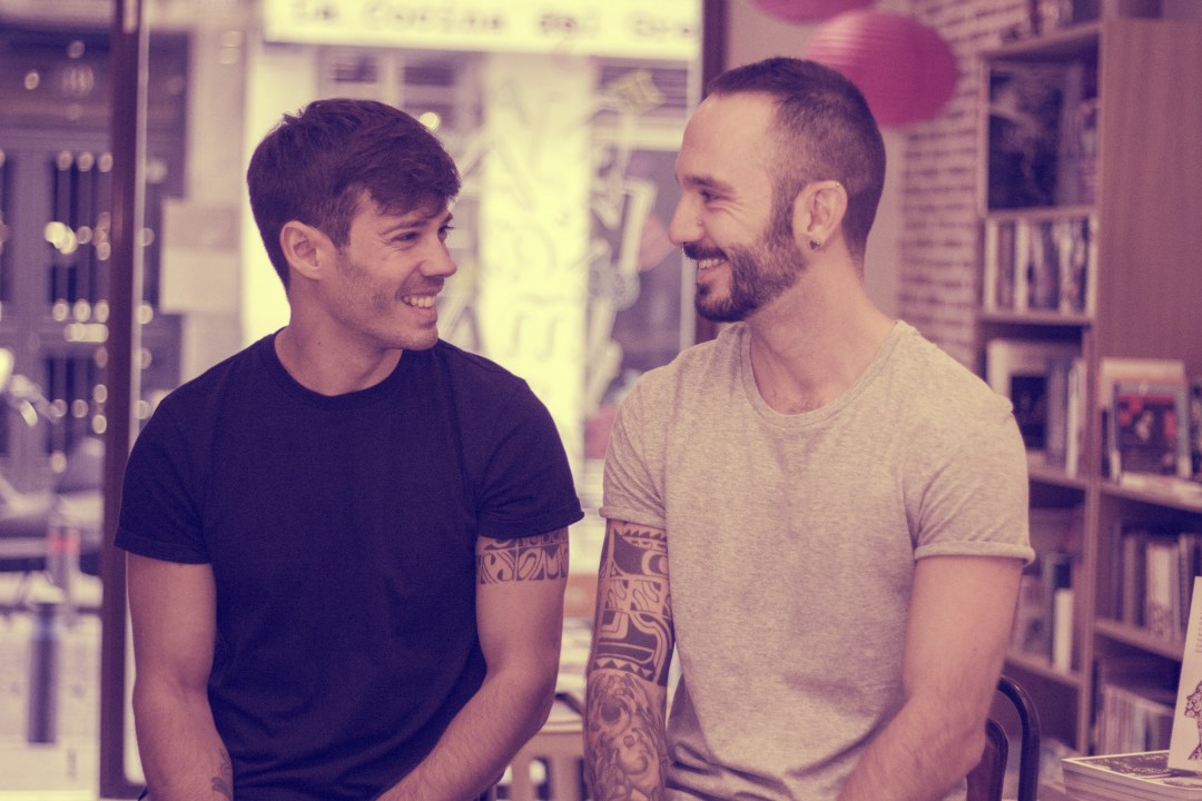 Editorial Dos Bigotes